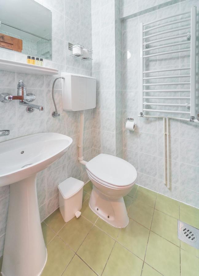 R Club Apartments Old Town Budva Eksteriør billede