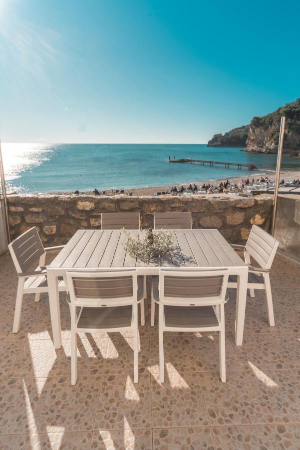 R Club Apartments Old Town Budva Eksteriør billede